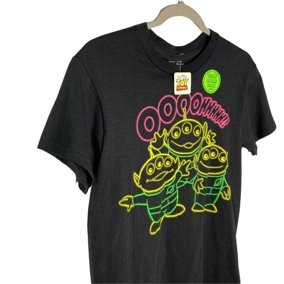Toy Story T-Shirt Glow In Dark Black Small Unisex NWT - Picture 6 of 7